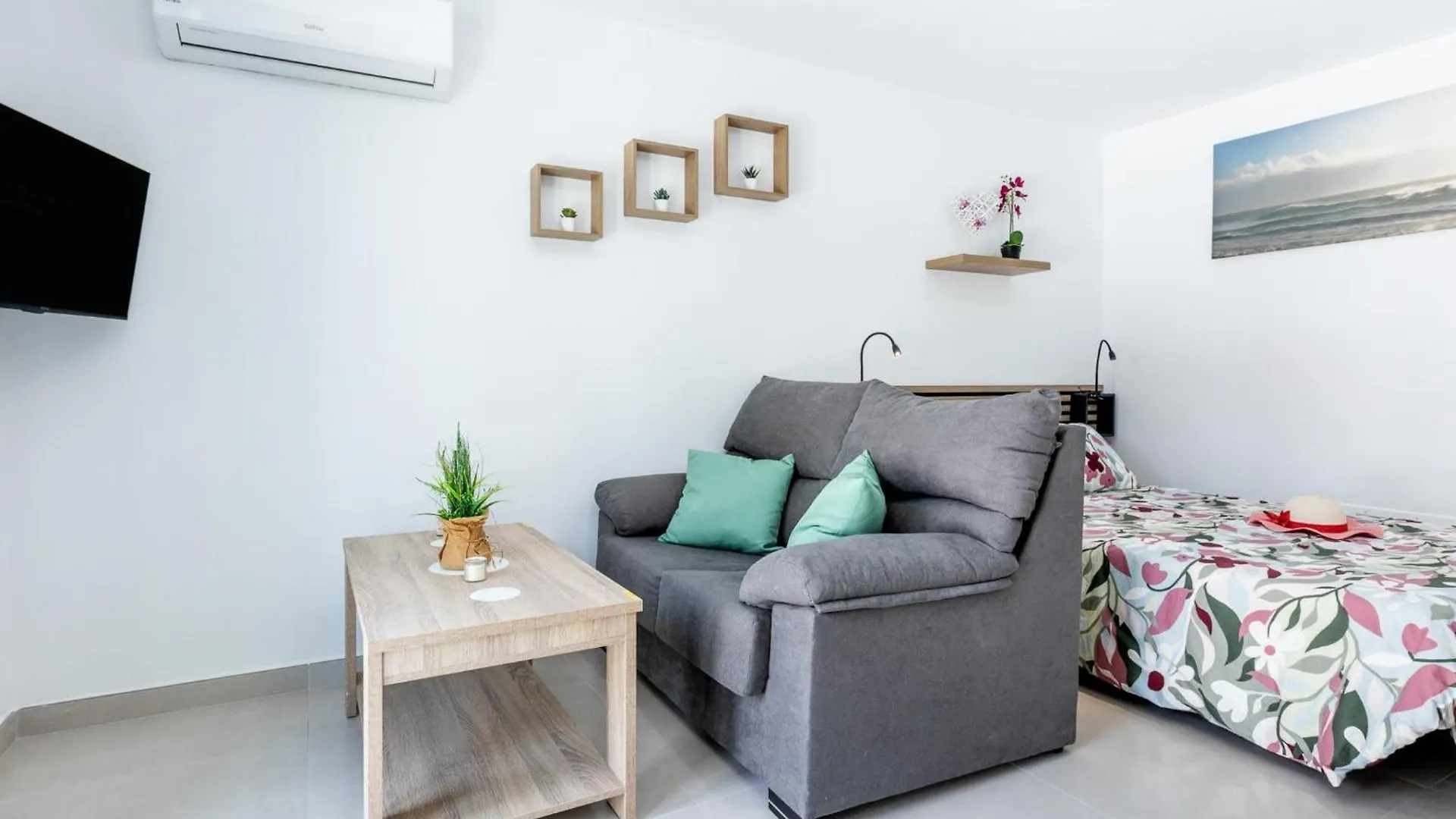 1 Charming Apartment In Las Americas Playa de las Américas