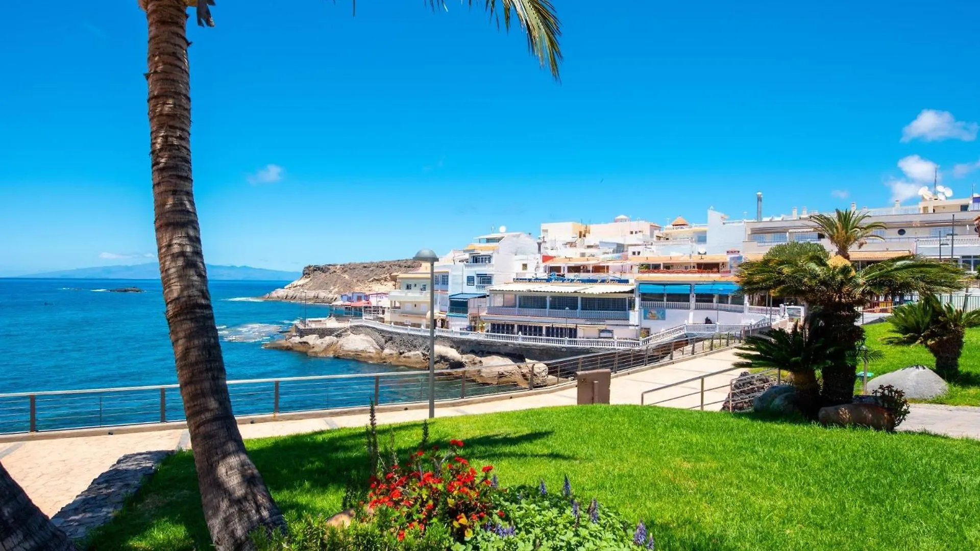 1 Charming Apartment In Las Americas Playa de las Américas Spanien