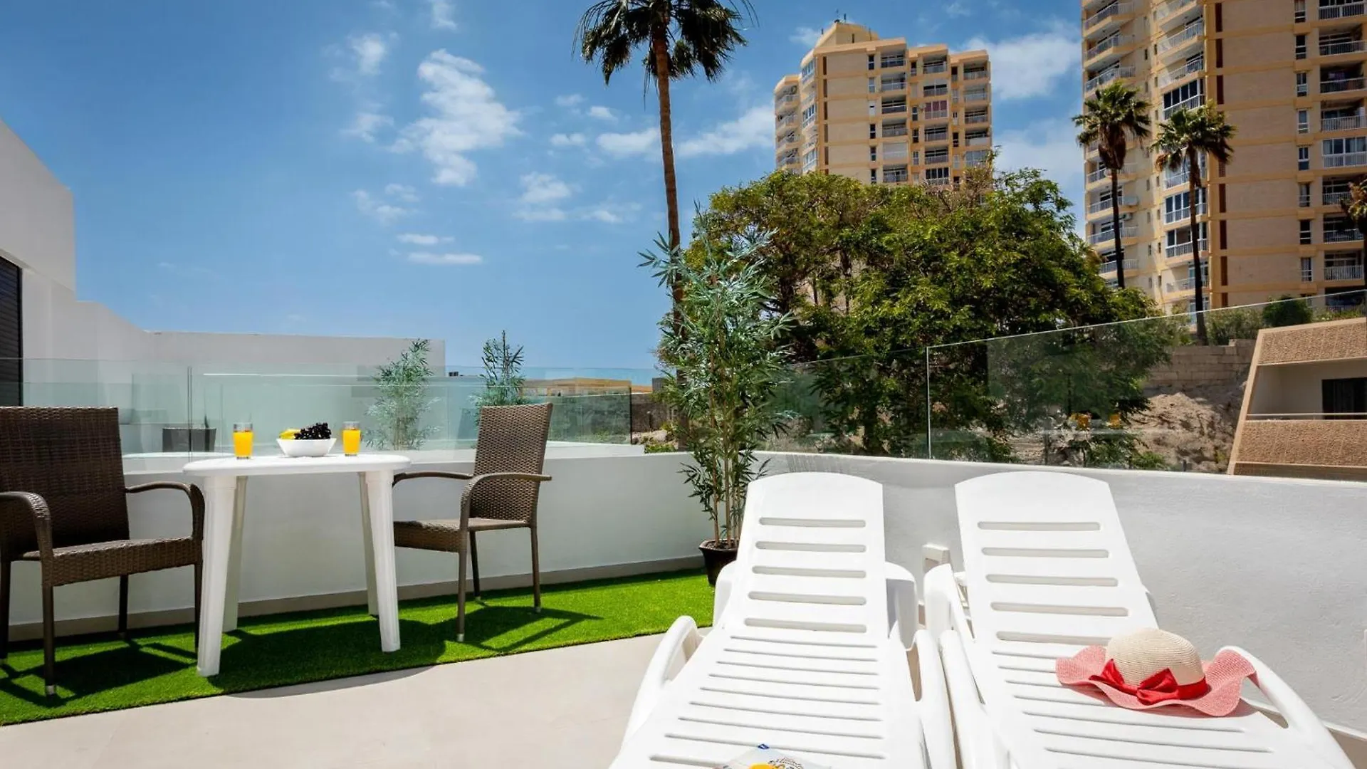 1 Charming Apartment In Las Americas Playa de las Américas