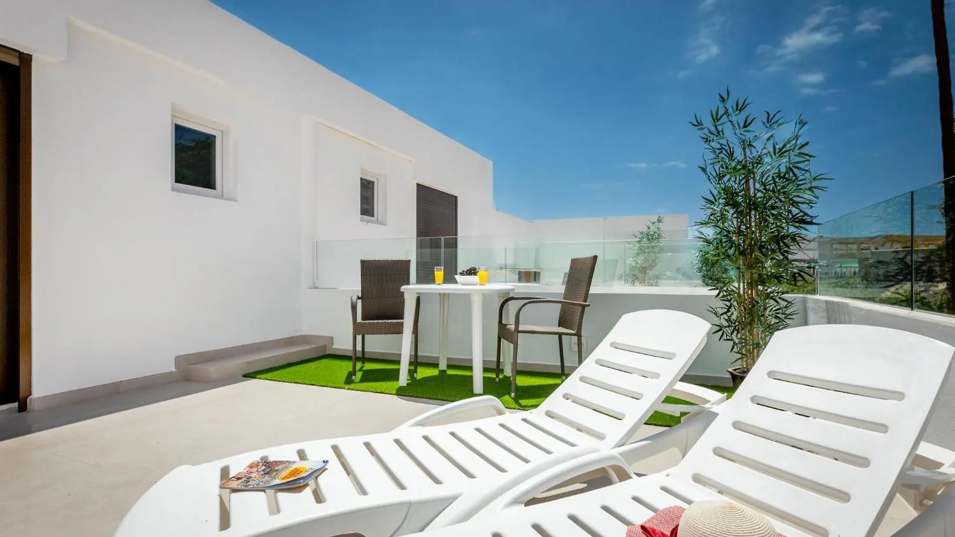 1 Charming Apartment In Las Americas Playa de las Américas